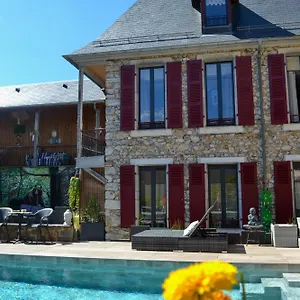 A Nouste D'hotes Et Maison d'hôtes